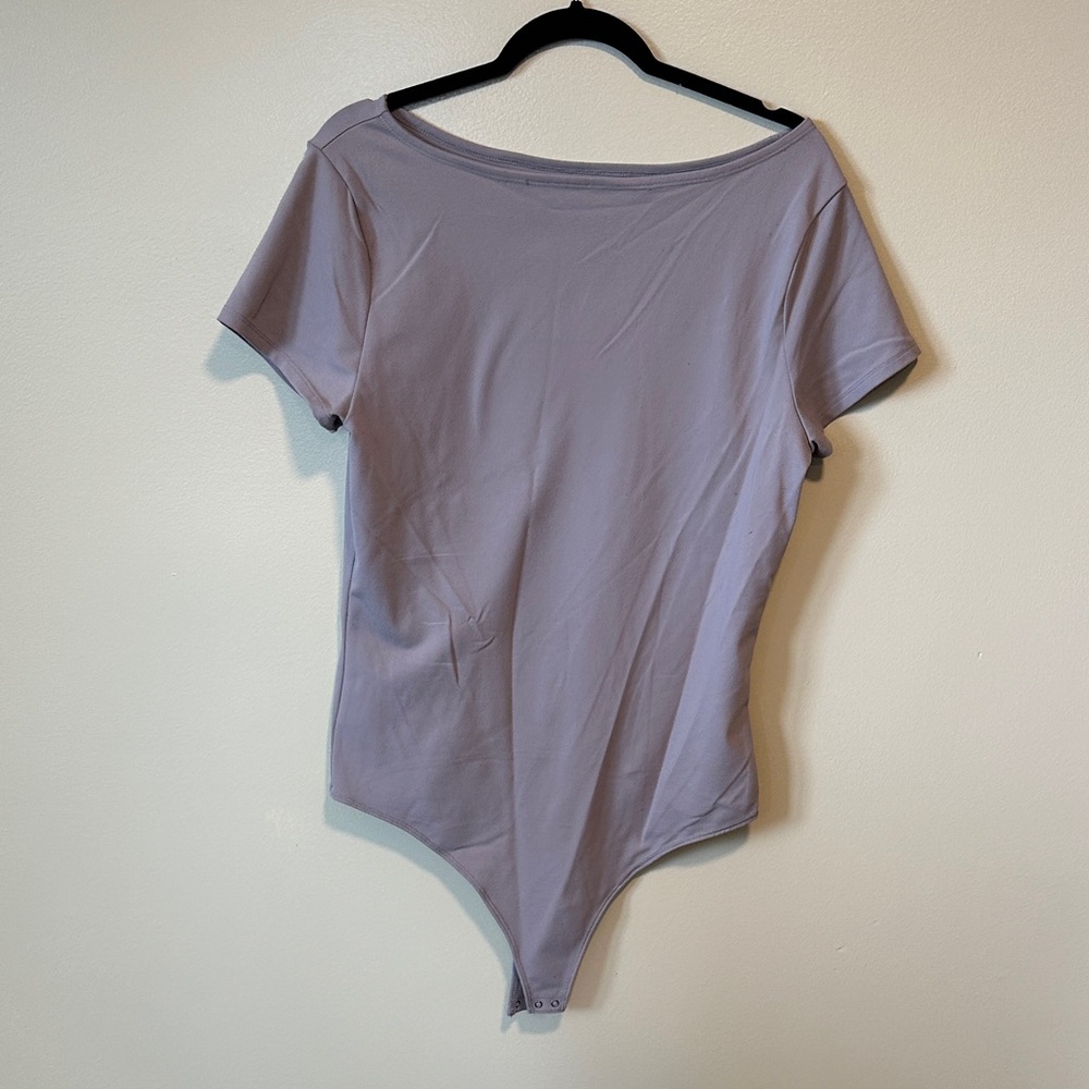 Abercrombie & Fitch Lavender Short Sleeve Bodysuit size XL